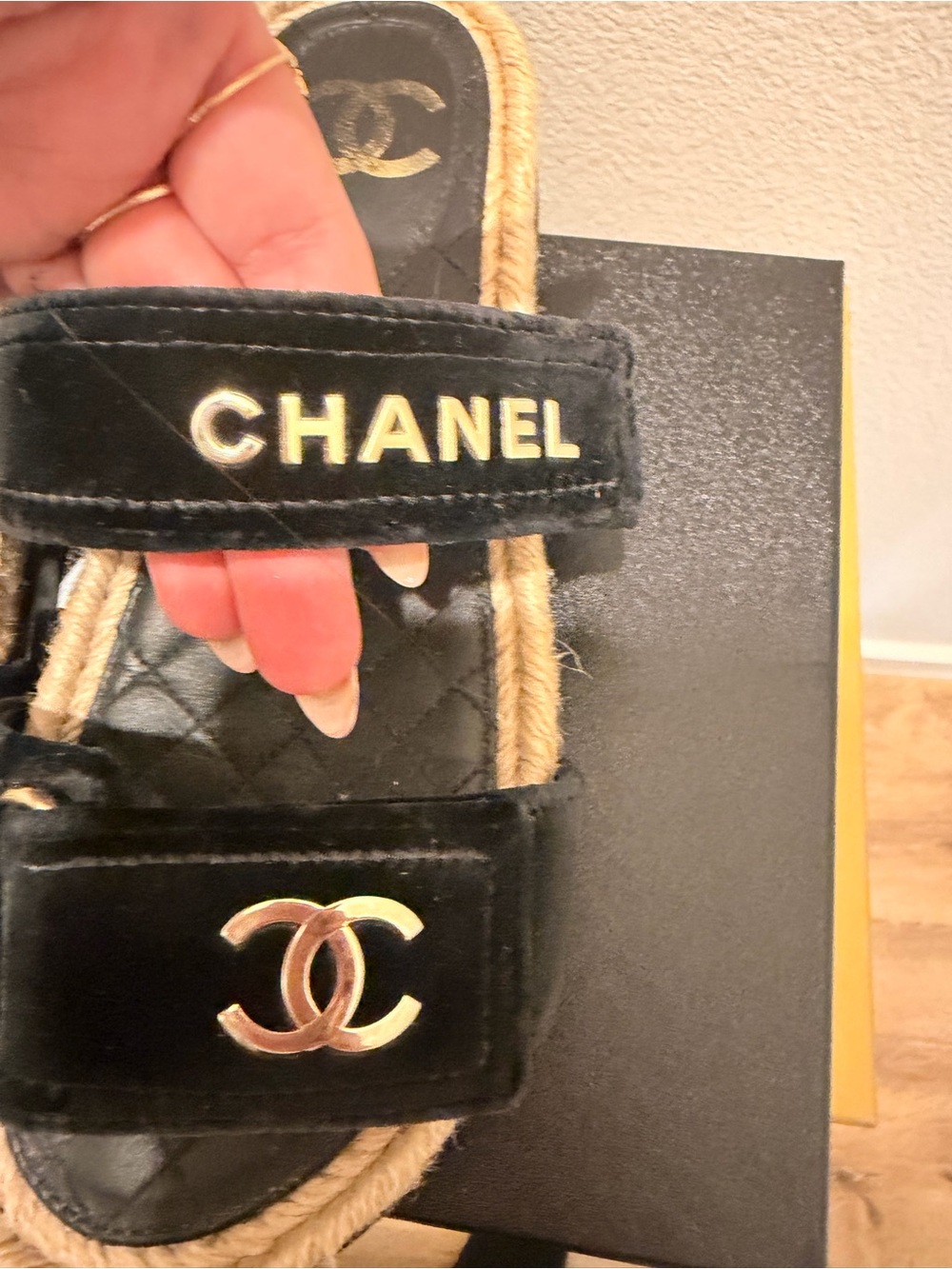 Chanel Black Quilted Velvet Espadrille Slide Sandals 38 - Picture 5 of 11